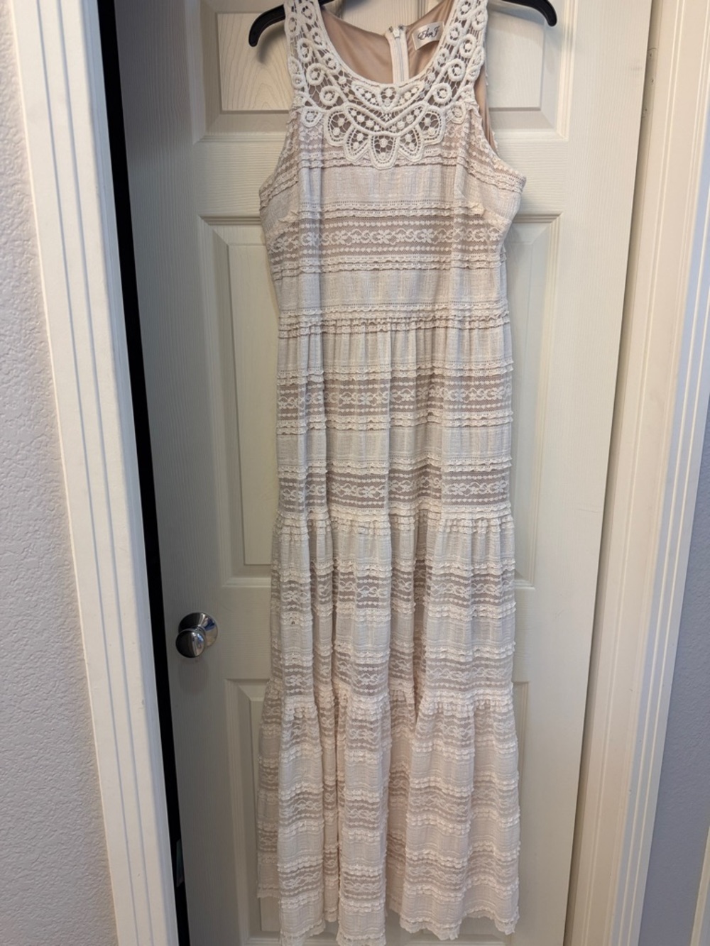 Eliza J. Women’s Cream Lace Sleeveless Lined Bohemian Maxi Dress - Picture 2 of 6